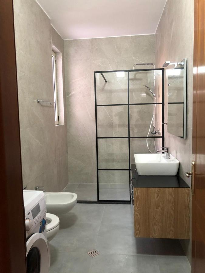 Lovely Sea View Apartment Vlorë 外观 照片